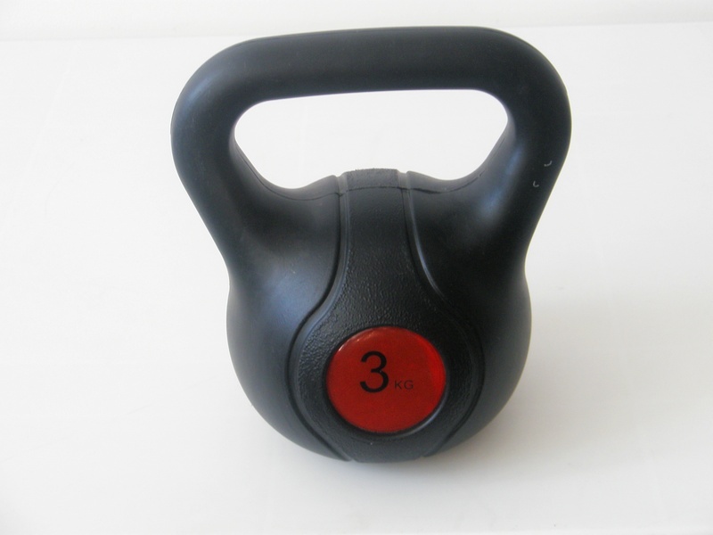 Činka Kettlebell plast 3 kg